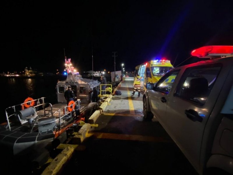 Autoridad Marítima realizó evacuación médica de tripulante pesquero en canal Smith