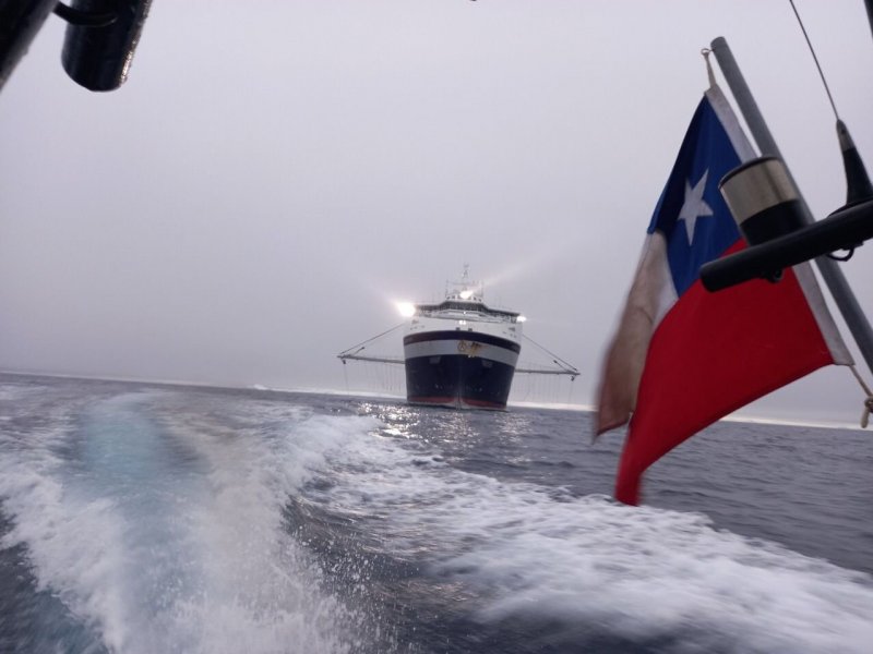 Armada culminó con éxito operativo de fiscalización pesquera en Territorio Chileno Antártico