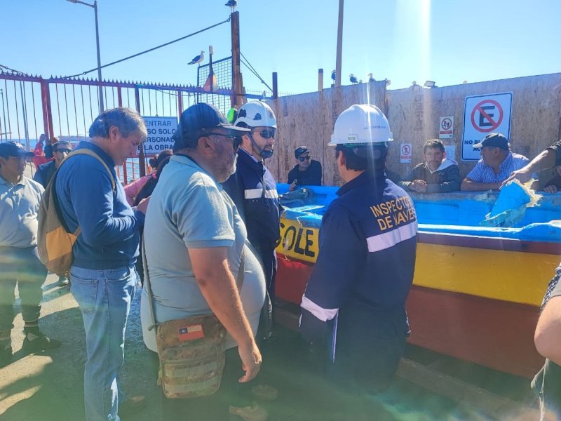 Autoridad Marítima de Valparaíso asistió a dos embarcaciones menores que colisionaron en el mar