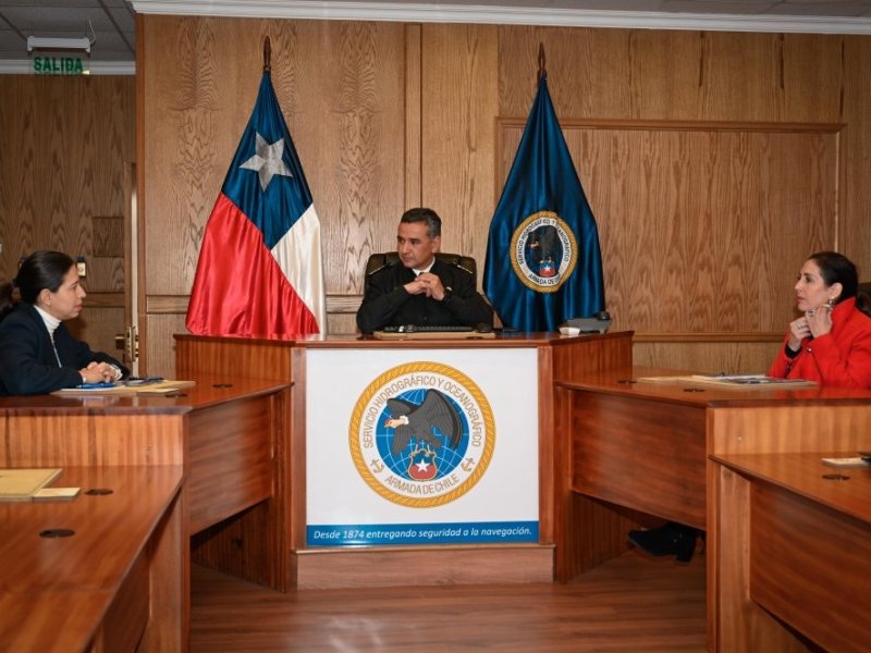SHOA y Representante Residente del PNUD-Chile estrechan vínculos de colaboración