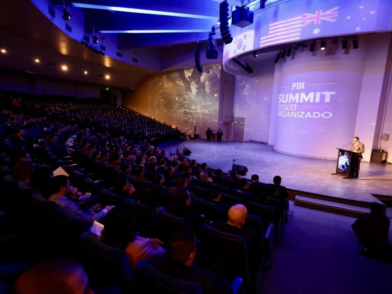 Delegación de DIRECTEMAR participó en “Summit Contra Crimen Organizado”